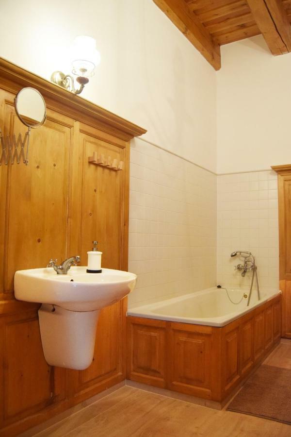 Bucicky Mlyn Hotell Rozdalovice Exteriör bild